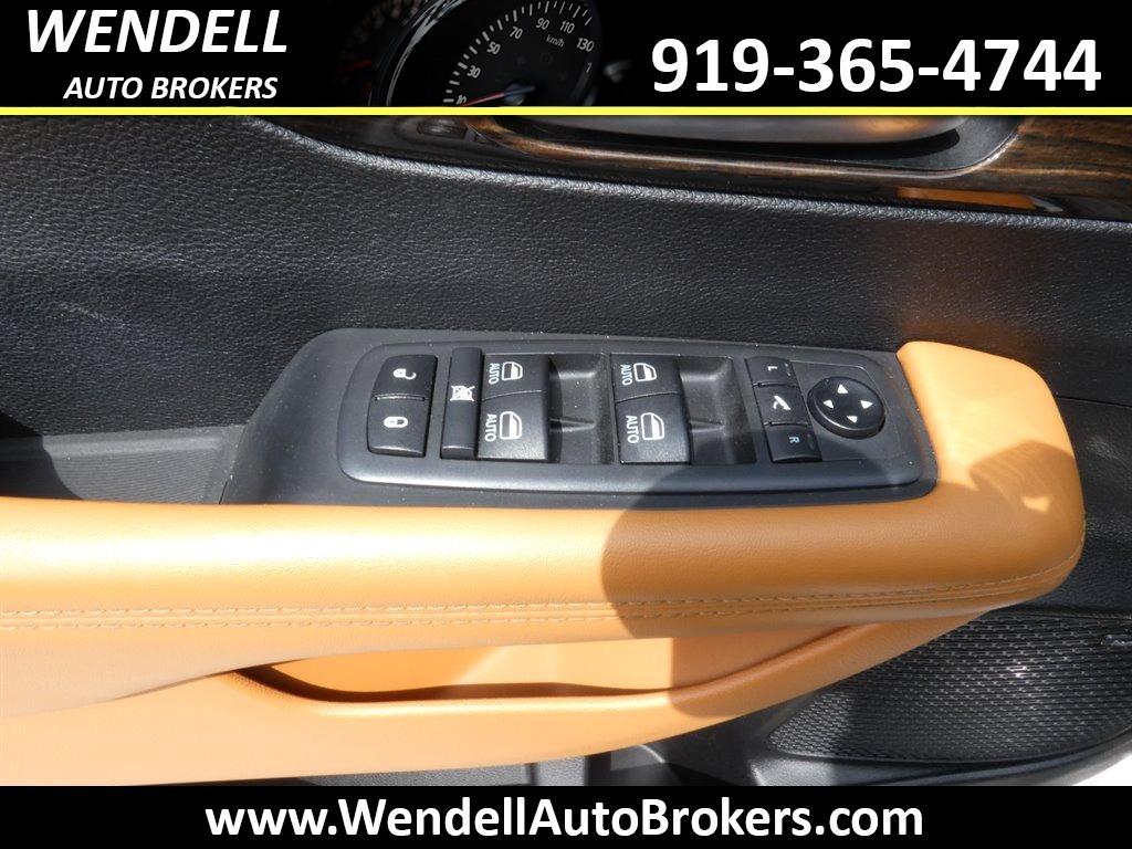 2021 Chrysler Pacifica Pinnacle - Photo 15