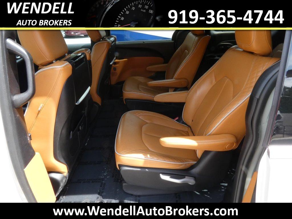 2021 Chrysler Pacifica Pinnacle - Photo 32