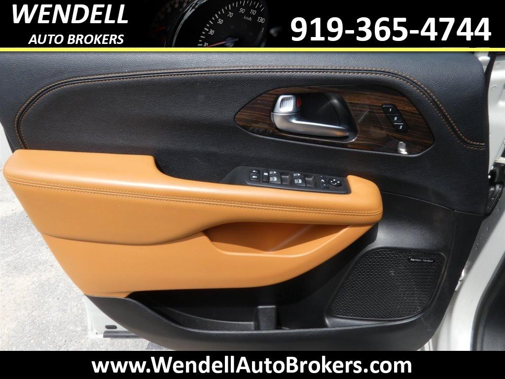 2021 Chrysler Pacifica Pinnacle - Photo 13