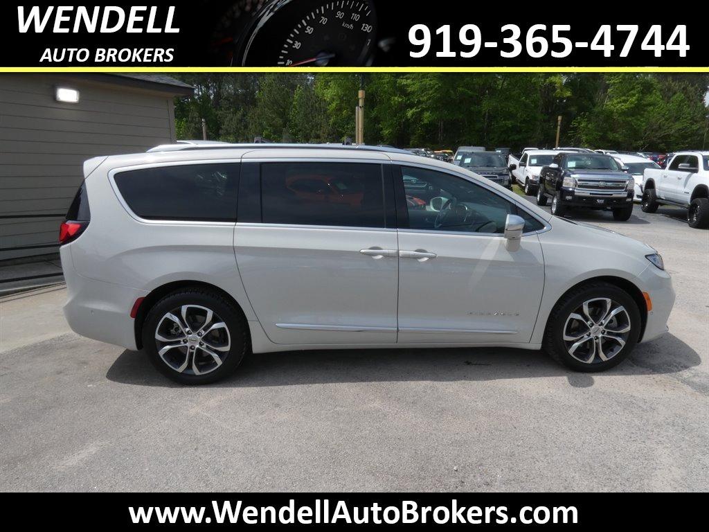 2021 Chrysler Pacifica Pinnacle - Photo 8