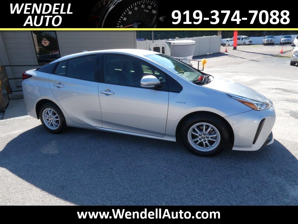 2019 Toyota Prius LE